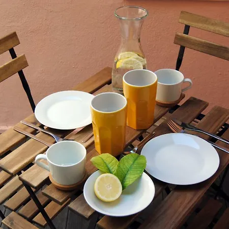Apartment Monte Do Carmo 31, Principe Real Lisbon